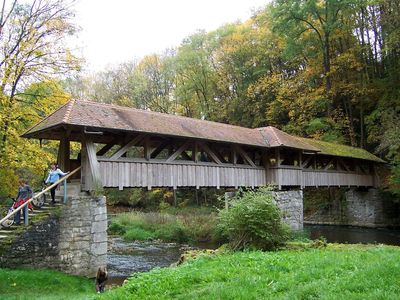 Holzbrücke über die Jagst