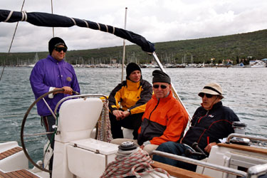 Die Marina Punat im Hintergrund Die Marina Punat im Hintergrund